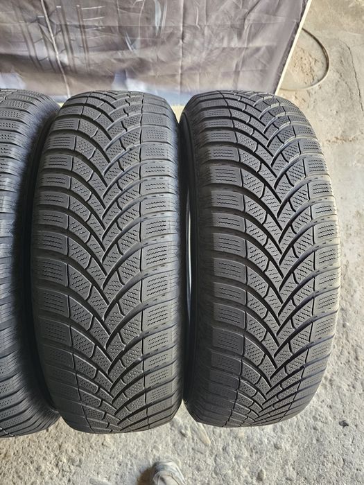 4 anvelope iarna 215 70 16 Semperit 2021