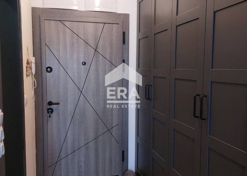 Дава се под наем Едностаен апартамент в к.к. Св.Св. Константин и Елена - 40 кв.м за 360 € - Снимка #6