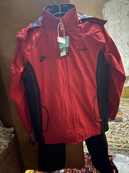 Зимняя спортивная одежда