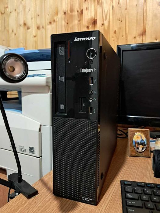 Unitate PC Slim LENOVO i3 / 3.3 Ghz / 8GB DDR3