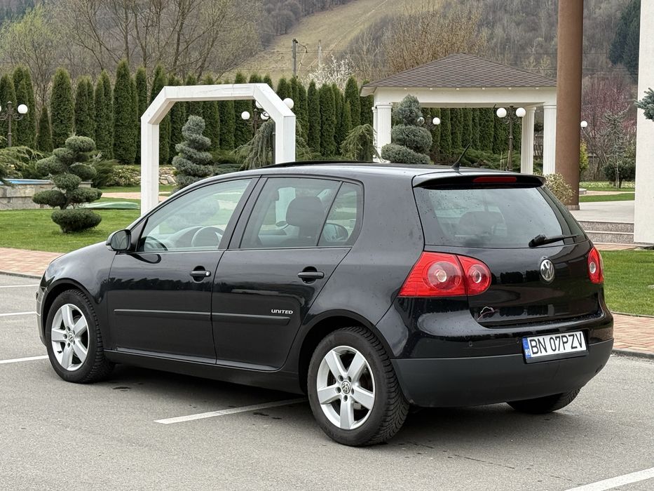 Volkswagen GOLF 5 1.9 TDI 2009