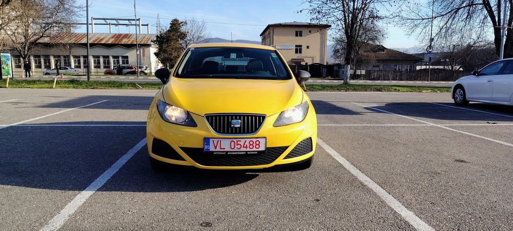 Seat Ibiza An2012 Euro 5 Motor 1,4 Benzina Mpi Climă Jante Numere Roși