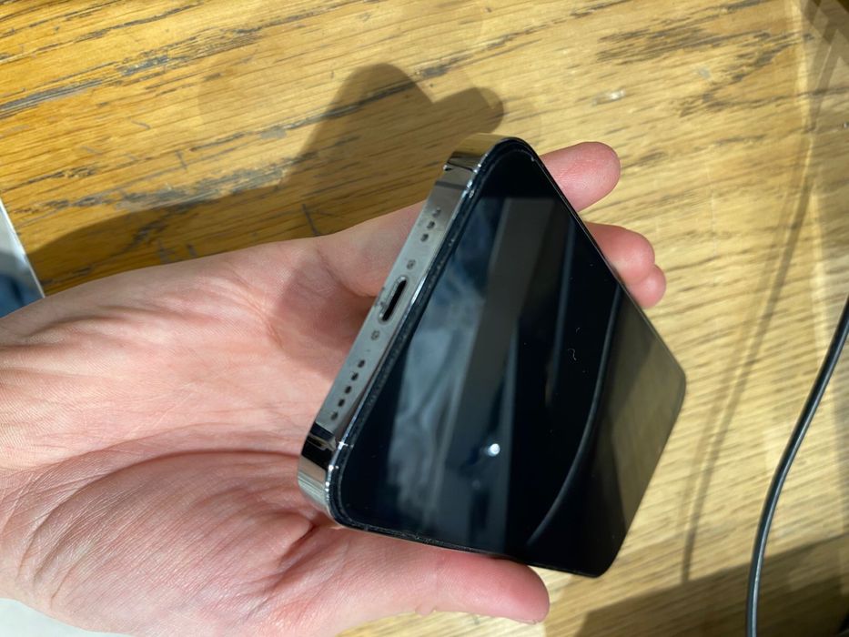 iPhone 13 pro 256Gb серый