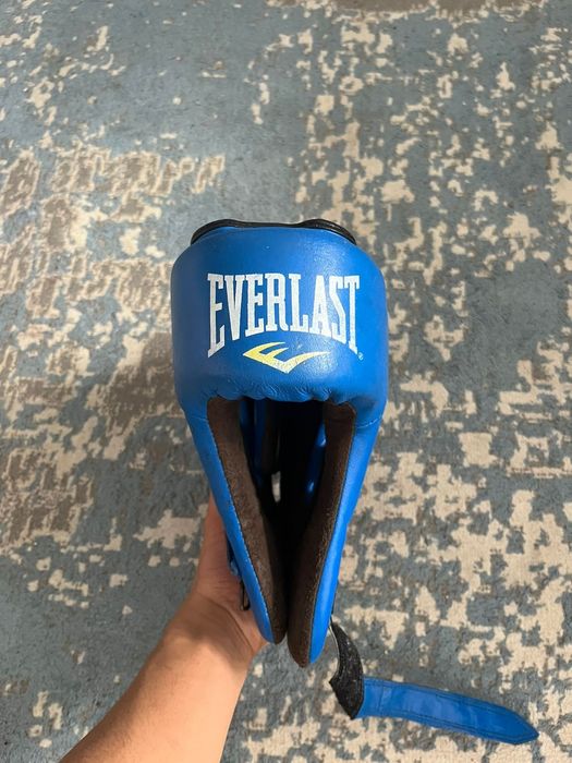 Продам шлем Everlast