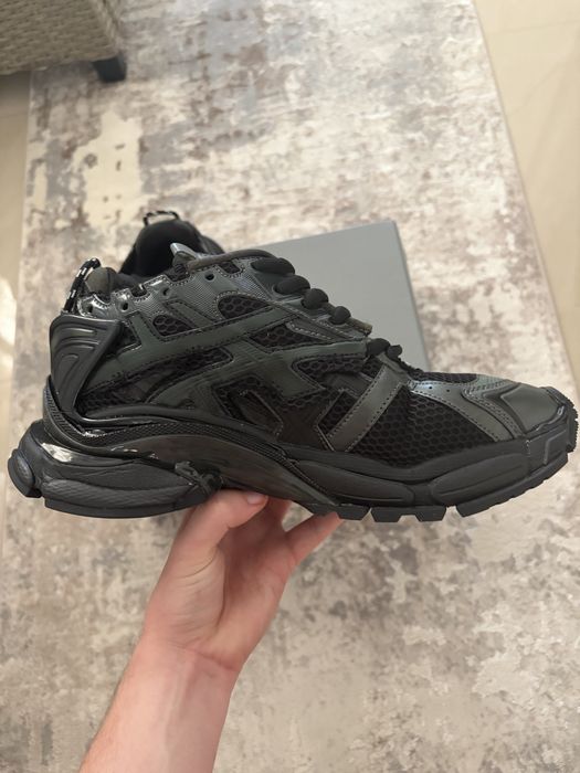 balenciaga runners