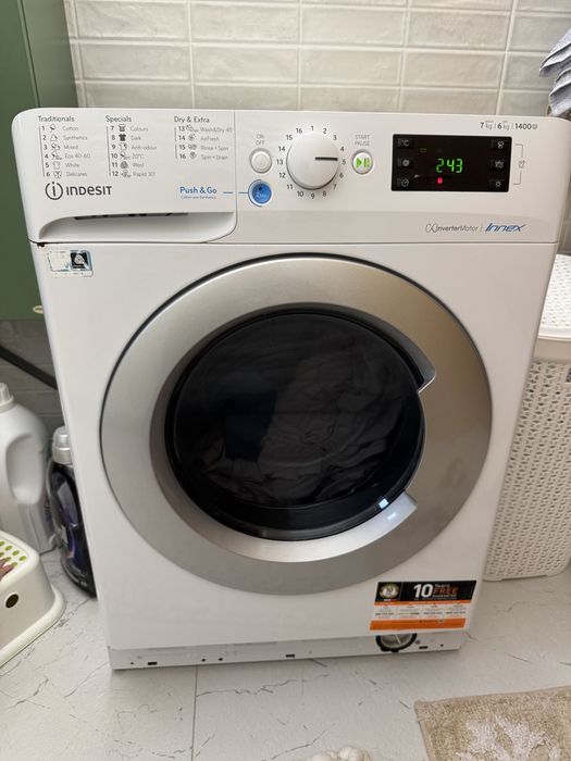 Masina de spalat rufe INDESIT cu USCATOR
