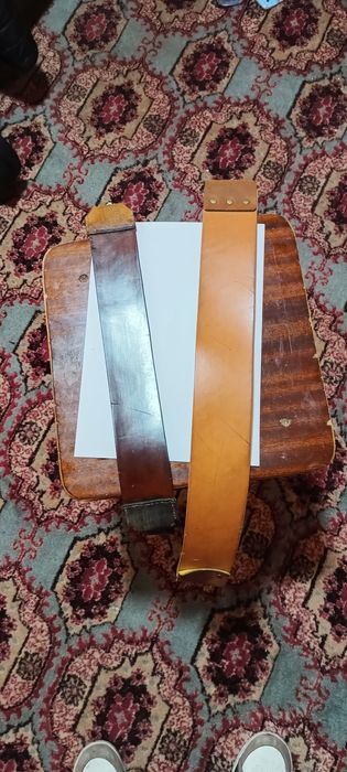 Curea de piele de tras briciul