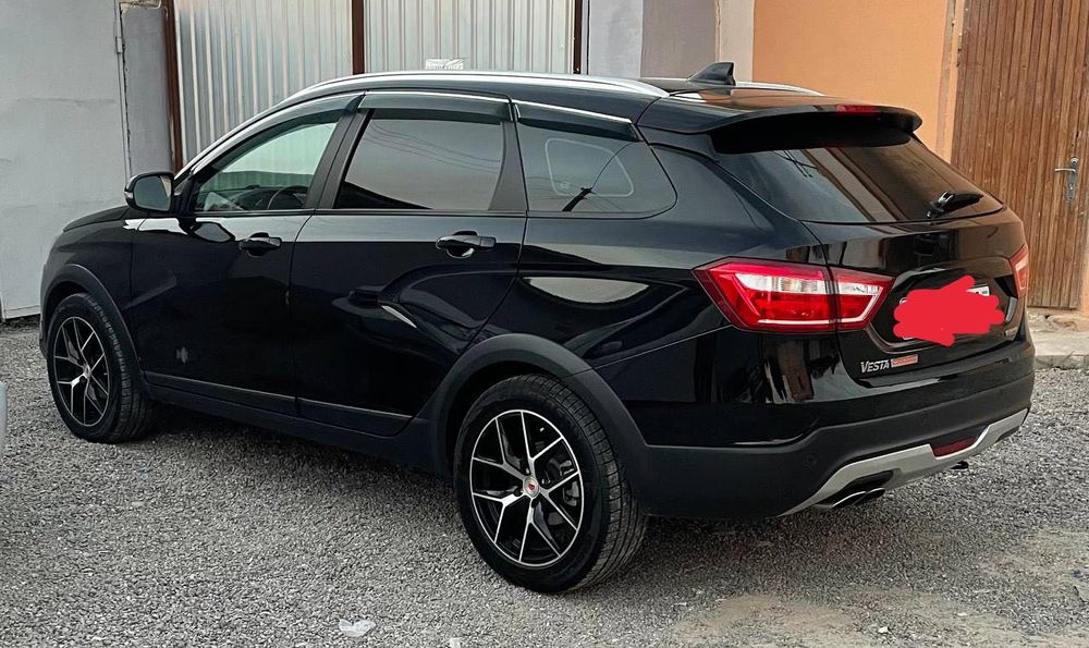 Lada Vesta SV Cross 1.6 variator