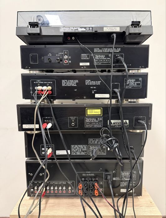 Система TECHNICS - усилвател, сд, дек, тунер, еквалайзер, грамофон