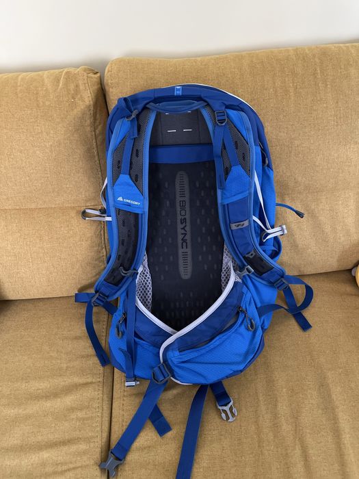 Туристически раници Deuter Futura 30 El и Gregory Miwok 32