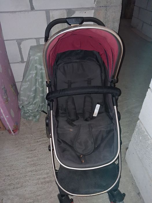Carucior in stare buna
