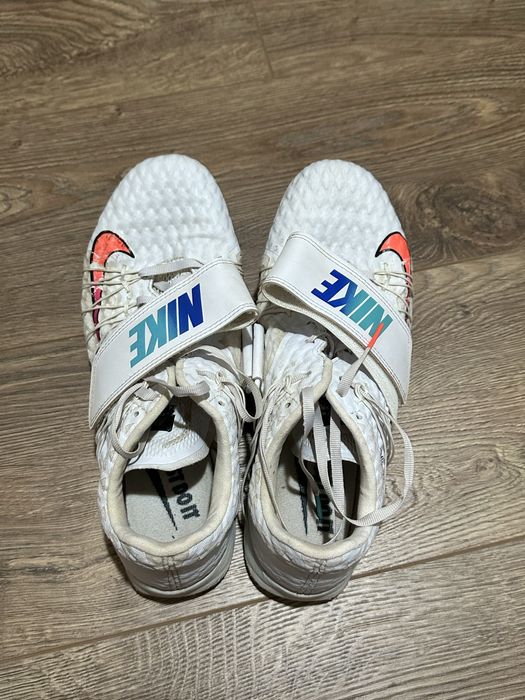 Шпайкове за троен скок Nike Triple Elite