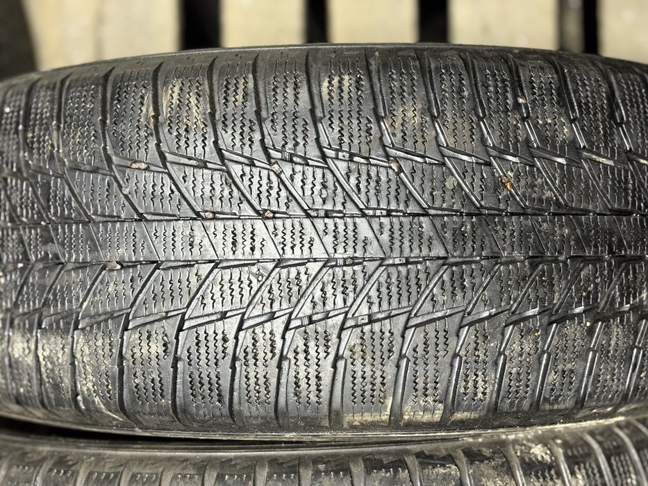 225/55/17 комплект зима