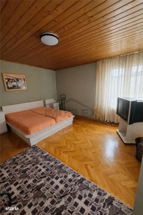 Casa de inchiriat, 200mp, 5 camere, cu parcare, zona Dorobantilor, car