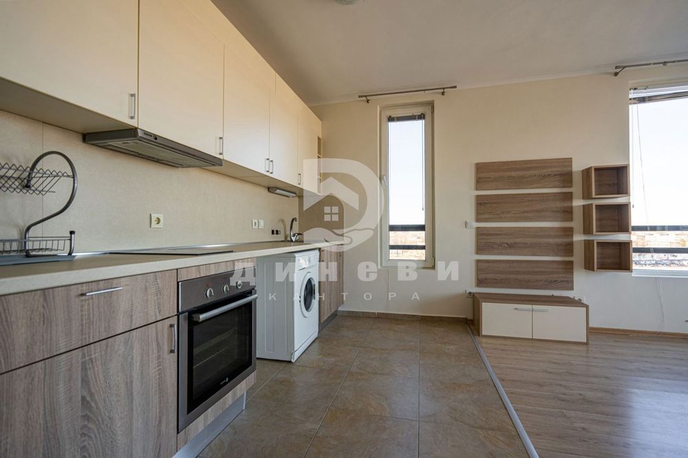 Тристаен апартамент в Кършияка