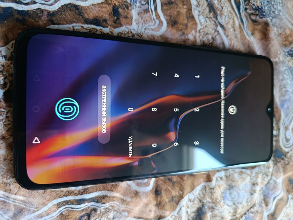 Oneplus 6T .8/128 zoʻr telefon