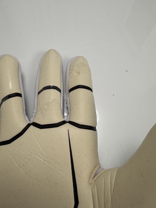 Вратарски ръкавици