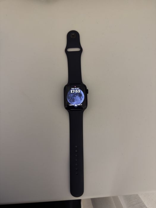 Apple watch se3 44 mm 100acb
