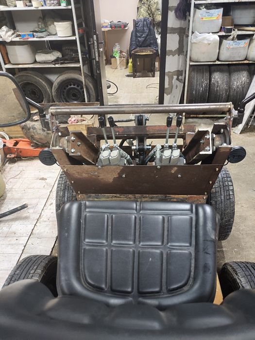 Продам мини погрузчик