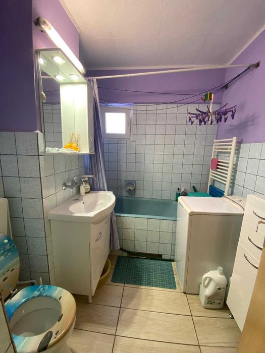 Apartament cu trei camere si pivnita dubla