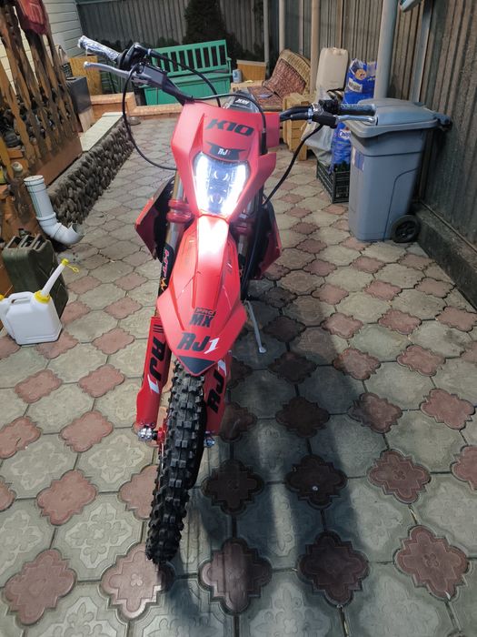 Продам AJ1 NB300