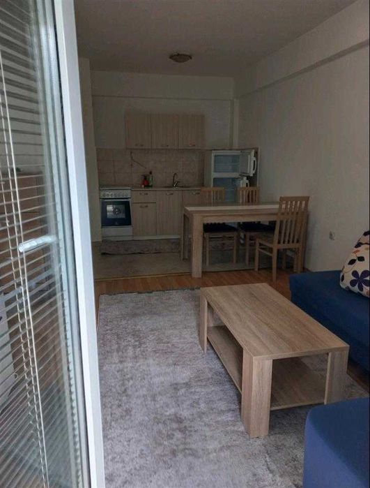 Дава се под наем Двустаен апартамент в Бургас, Изгрев - 57 кв.м за 204 € - Снимка #1