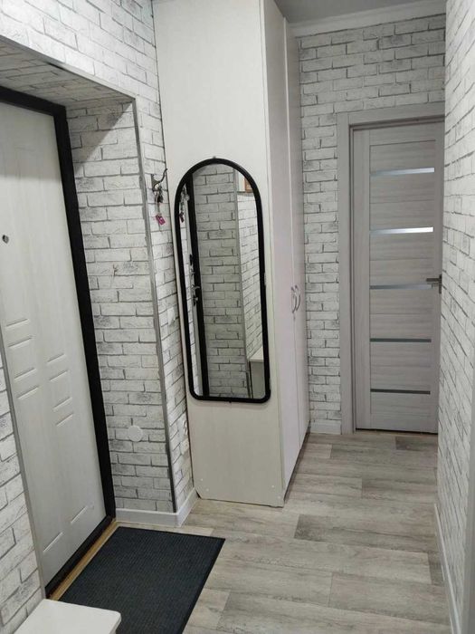 Продажа 2 км.квартиры в мкр.Аэропорт