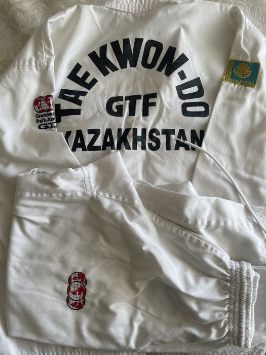 продам форму , GTF по taekwan do, размер 150 см