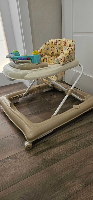 Проходилка Cangaroo Eddy