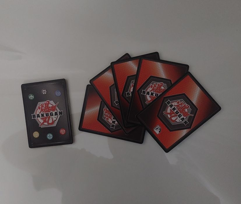 Продам игрушку Bakugan