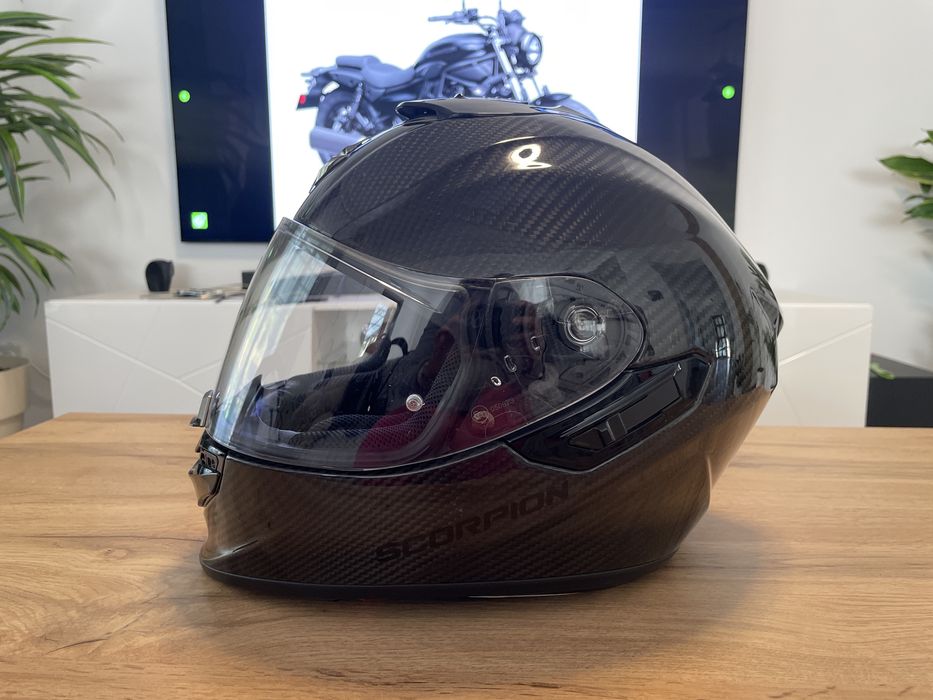 Casca Scorpion Exo 1400 Carbon