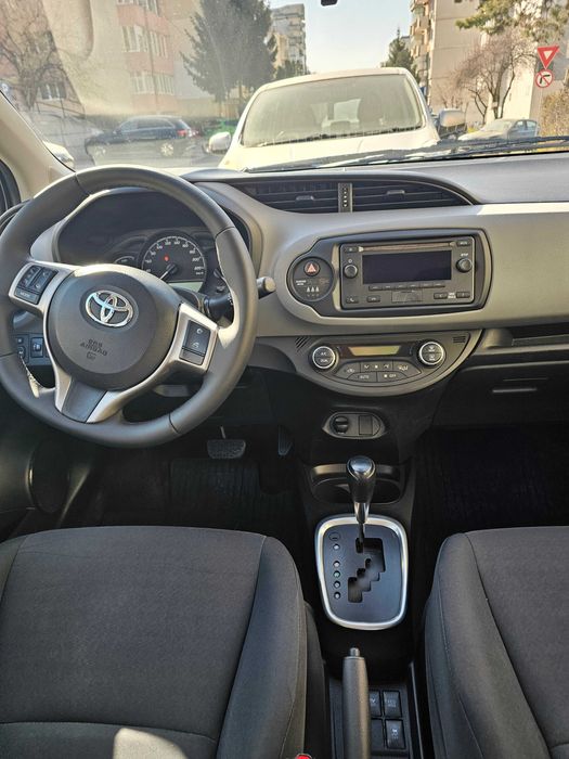 Toyota Yaris Hybrid 2017