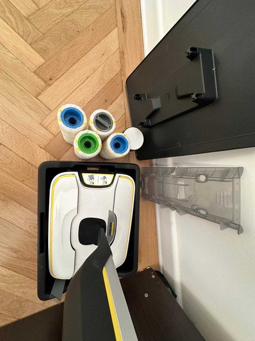 Impecabil, ca nou: Mop electric Karcher FC 7 fără fir este aprox 2000 ron pe emag