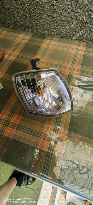 Far semnalizare Mazda demio An 2000