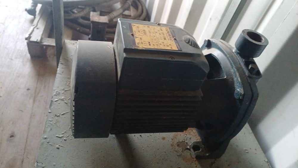 Насос центробежный