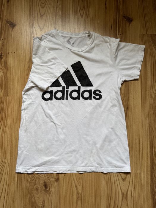 Tricou Adidas.