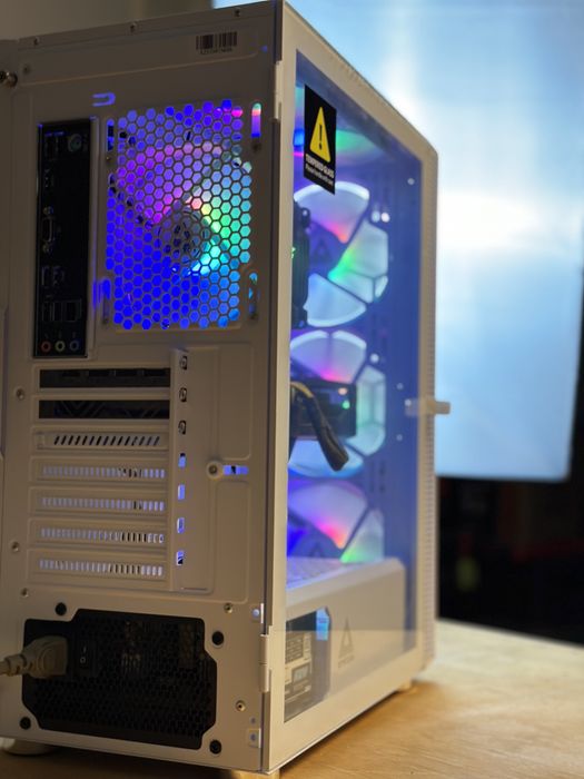 Srochno Super Narxda kuchli igrovoy kompyuter, 12-Gen, RX 5700XT