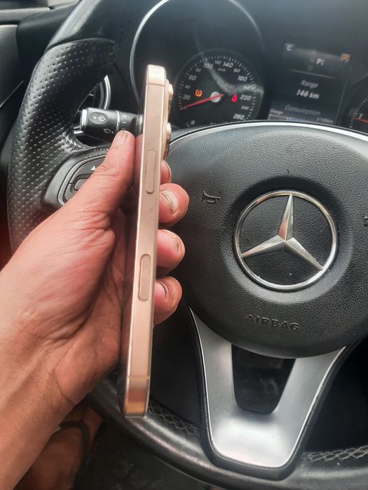 Iphone 16 pro 128 gb desert titanium 1550 гаранционен