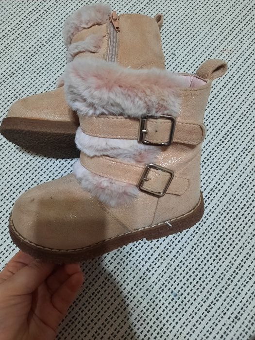 Детский обувь девочек