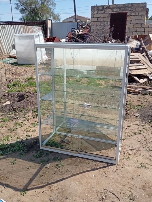 Стилаж стеклянный