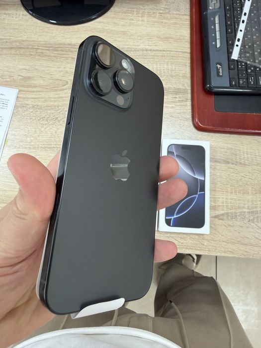 iPhone 16 pro Max