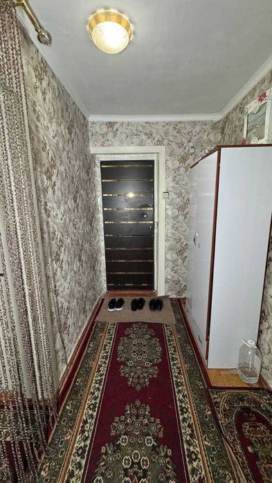 Киргили Гулшан магазини 3-qavatda 3-xona yevro remont ID: 1390