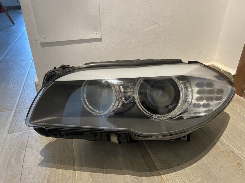 Far bmw bixenon seria 5 f 10 f11 partea stanga sau dreapta