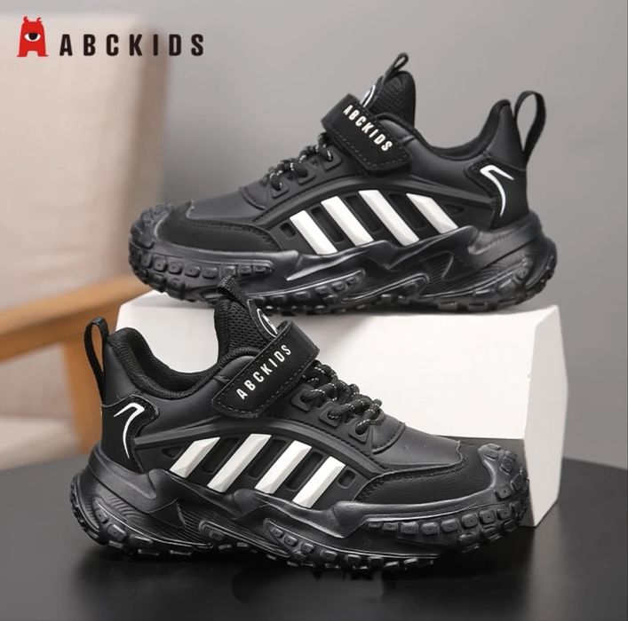 Детская спортивная обувь