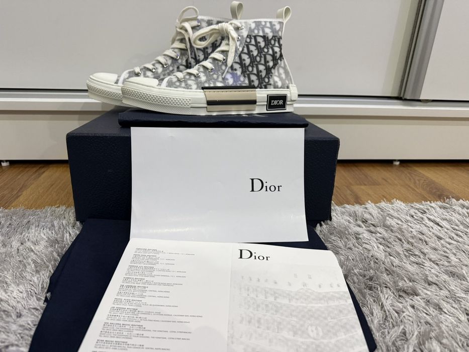 Оригинални  кецове на DIOR