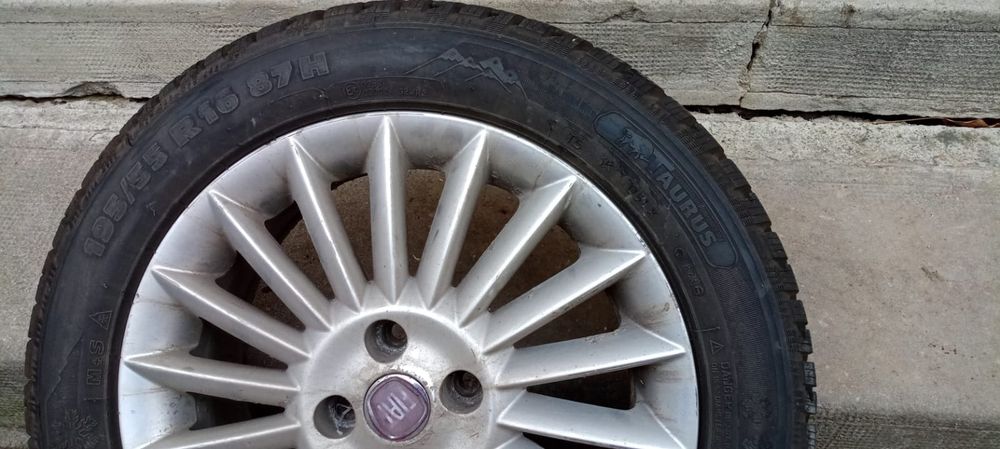 Anvelope mixte cu jante 195 55 16