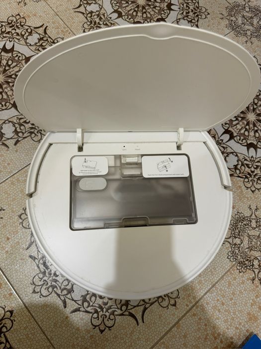 Продам робот пылесос