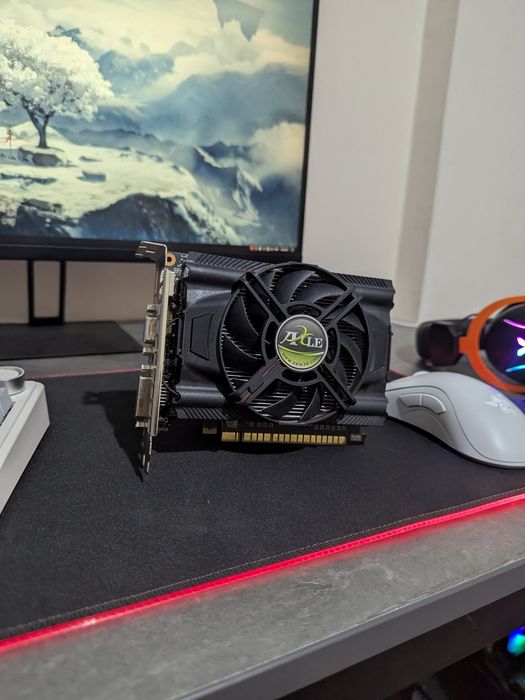 Nvidia GTX 750 .