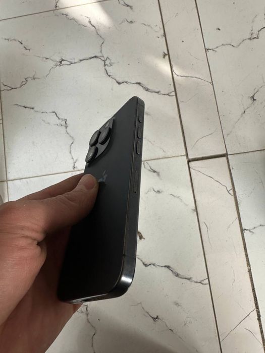 Iphone 15pro karobka dokument bor