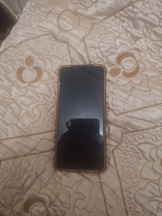 СмартфонVivo V21e